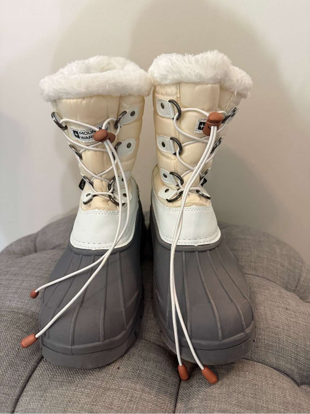 Mountaineer Warm Women's Cream & Gray Insulated Snow Boots with Faux Fur